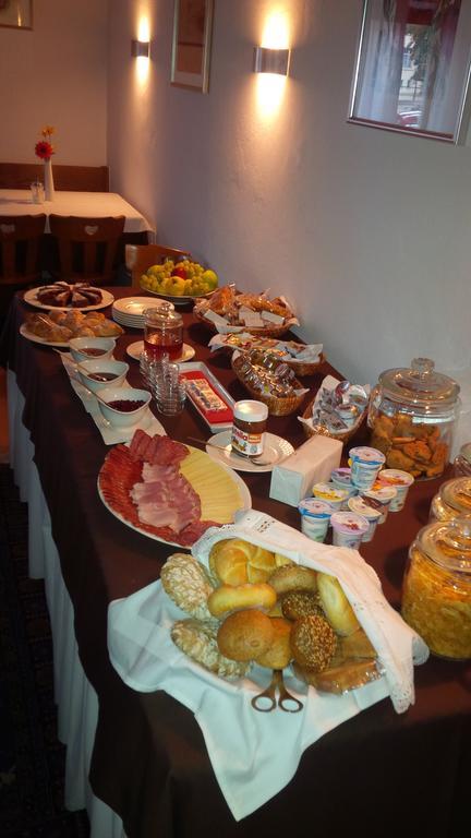 Aparthotel Pichler 콜레 이사르코 외부 사진